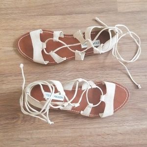 🔻$20- STEVE MADDEN Gladiator Sandal